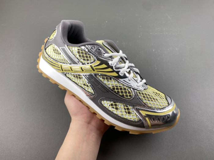 BV sneaker