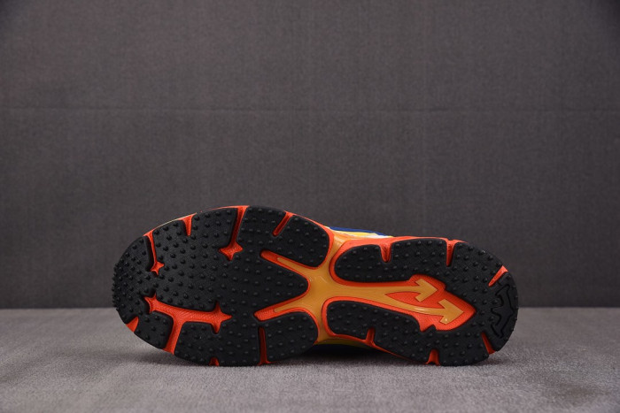 OFW SNEAKER