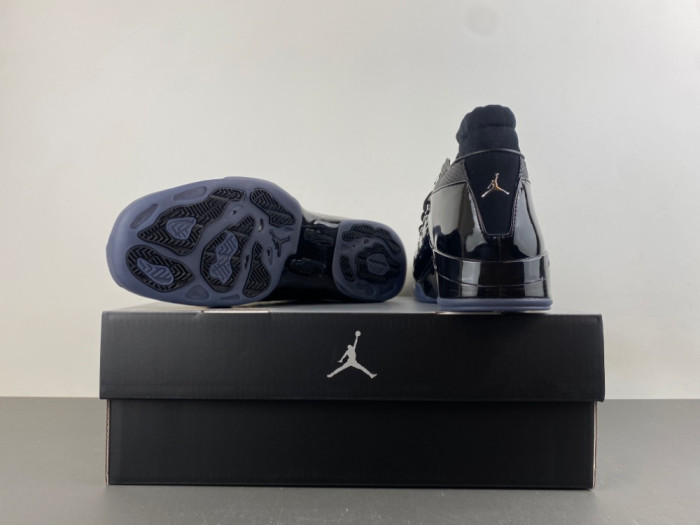 Air Jordan 17 Low Black Patent IV7640-001