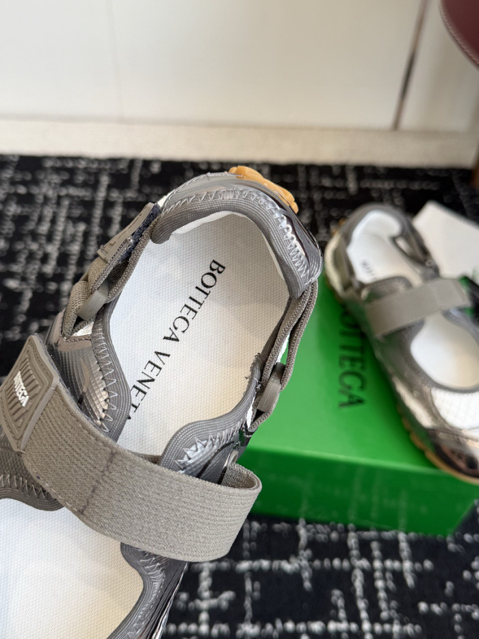 BV sandal