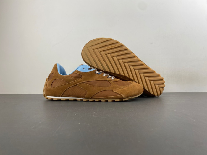 BV sneaker