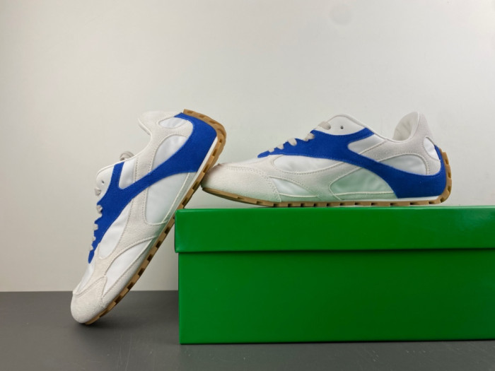 BV sneaker