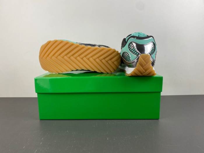 BV sneaker