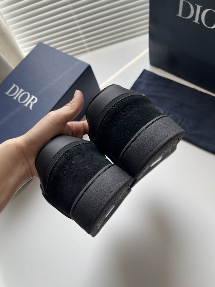 D10R B27 LOW SNEAKER