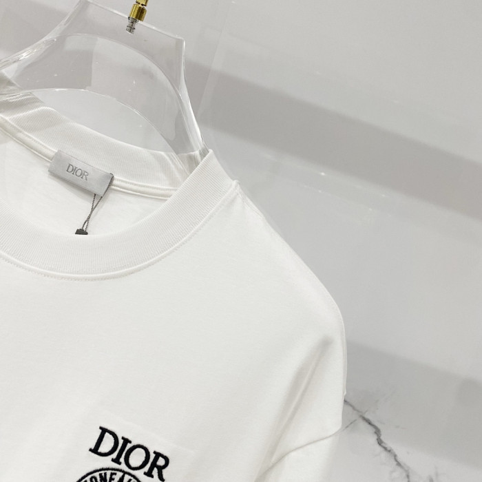 d10r clothing