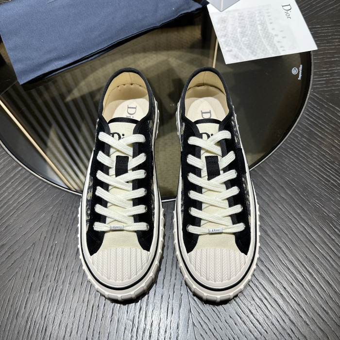 D10R SNEAKER
