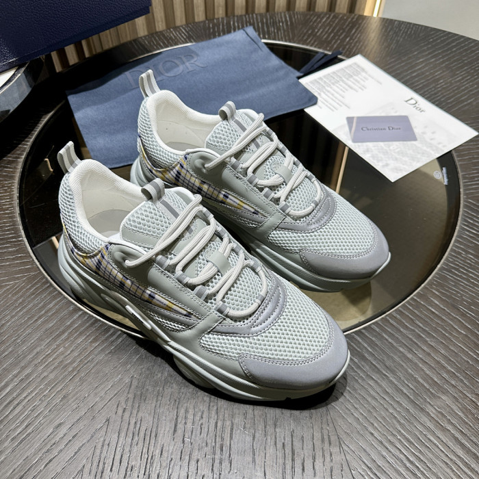 D10R SNEAKER