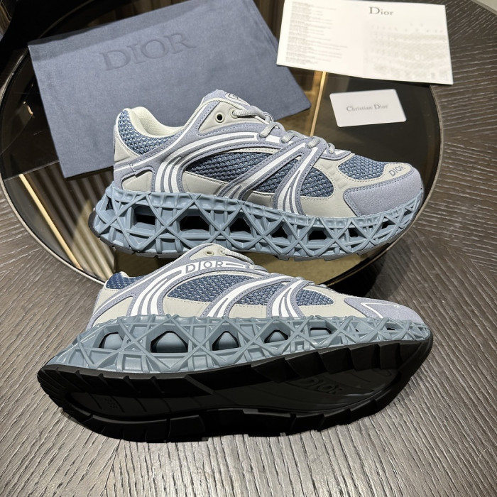 D10R SNEAKER