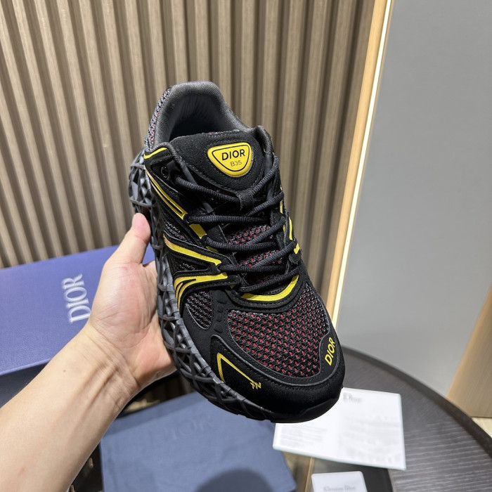 D10R SNEAKER