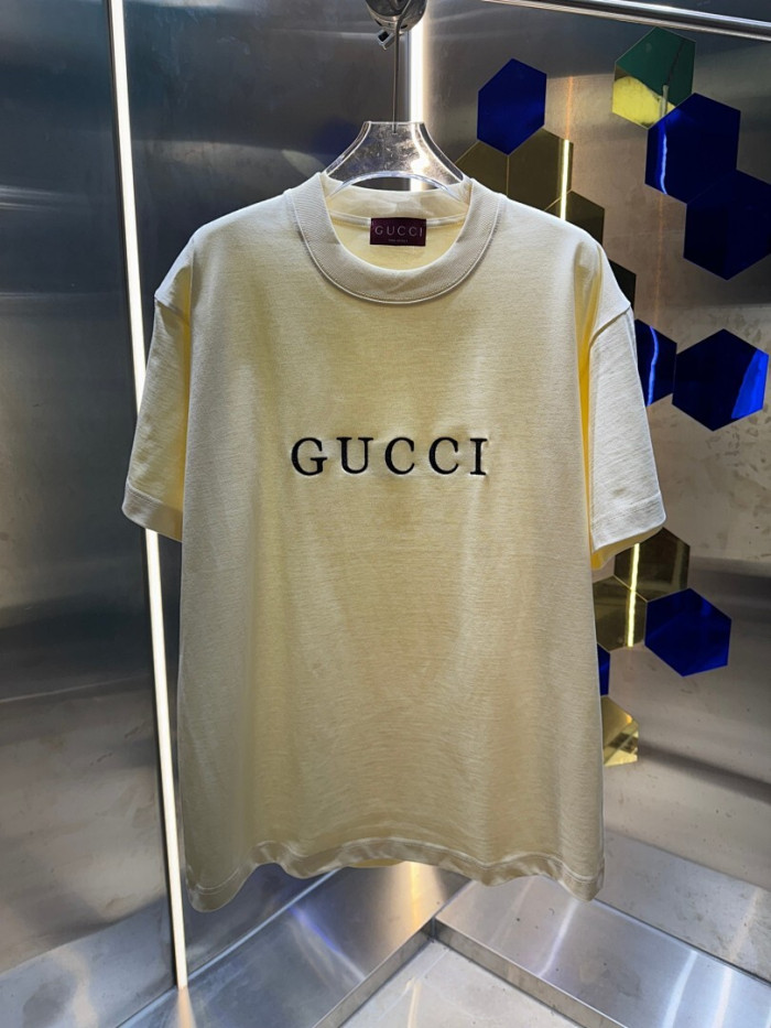 GU1 CLOTHING