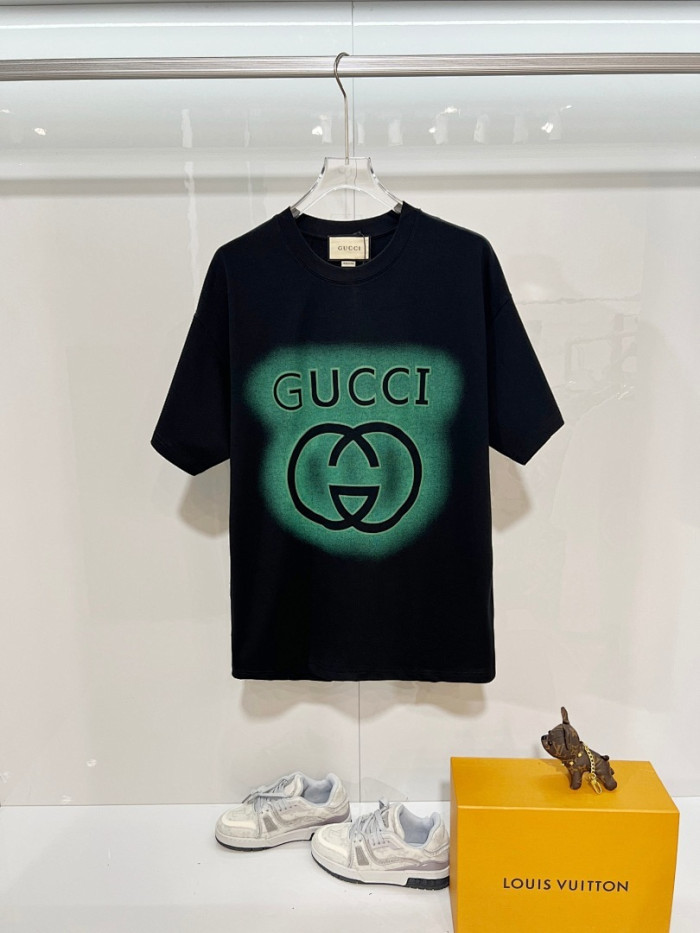 GU1 CLOTHING