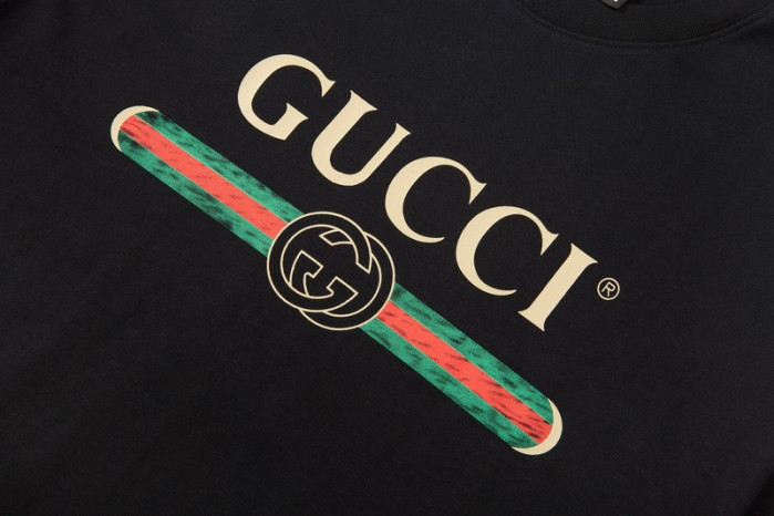 GU1 CLOTHING