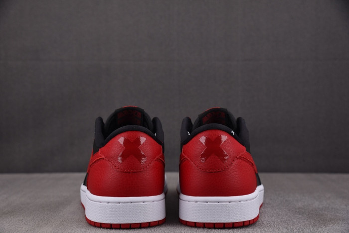 Air Jordan 1 Retro Low OG Banned IW6276-001