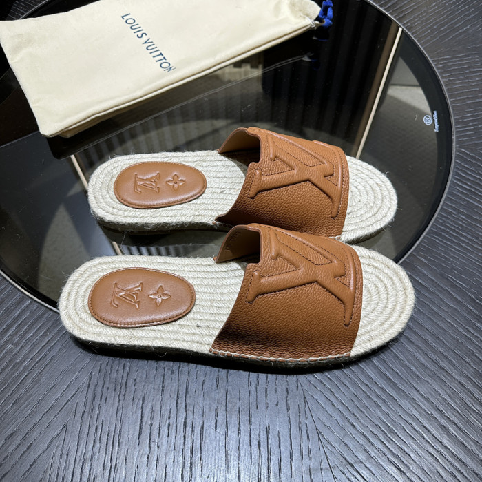 L0VT SANDAL
