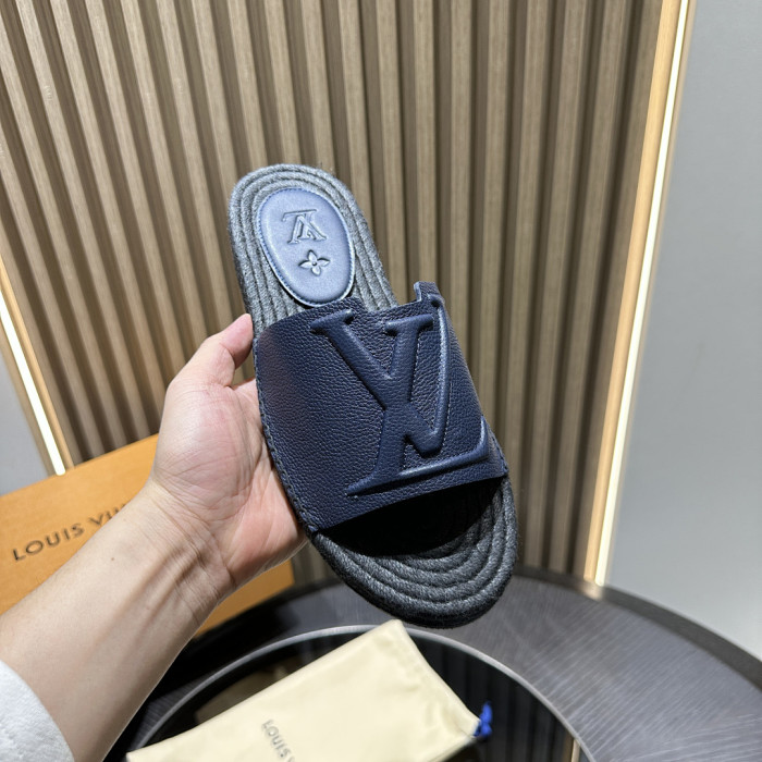 L0VT SANDAL
