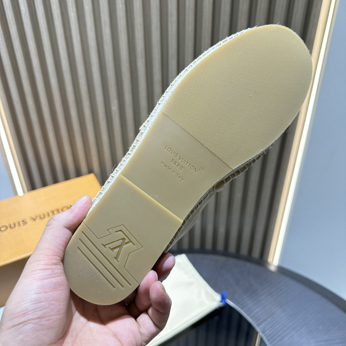L0VT SANDAL