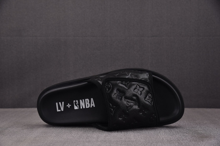 L0VT SANDAL