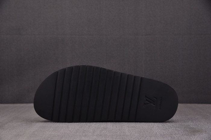 L0VT SANDAL