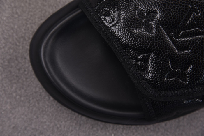 L0VT SANDAL