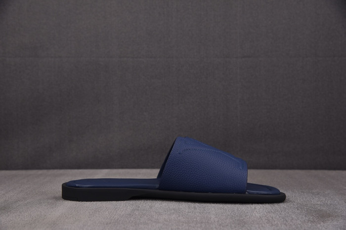 L0VT SANDAL