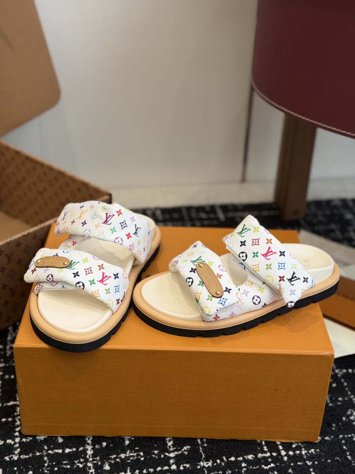 L0VT SANDAL