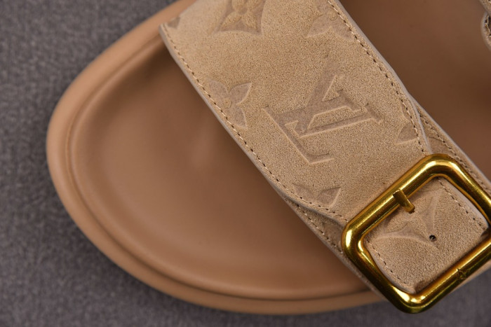 L0VT SANDAL