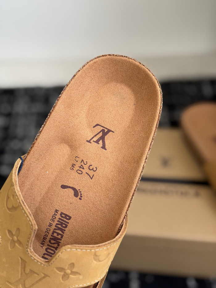 L0VT SANDAL