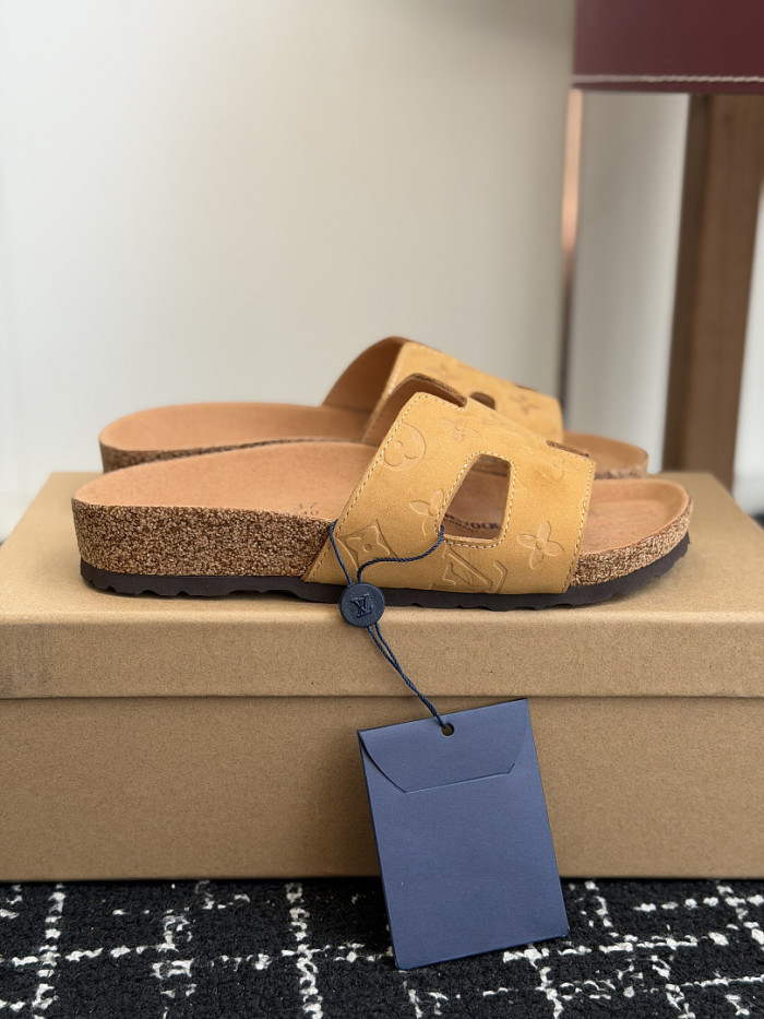 L0VT SANDAL