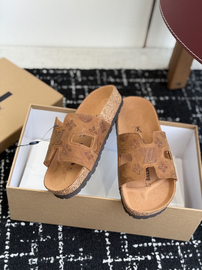 L0VT SANDAL