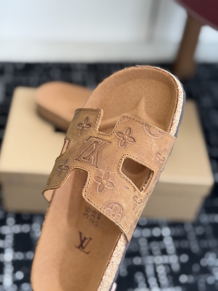 L0VT SANDAL