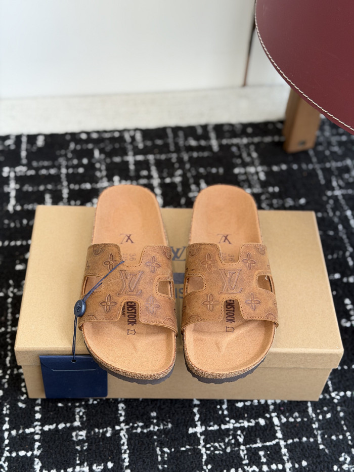 L0VT SANDAL