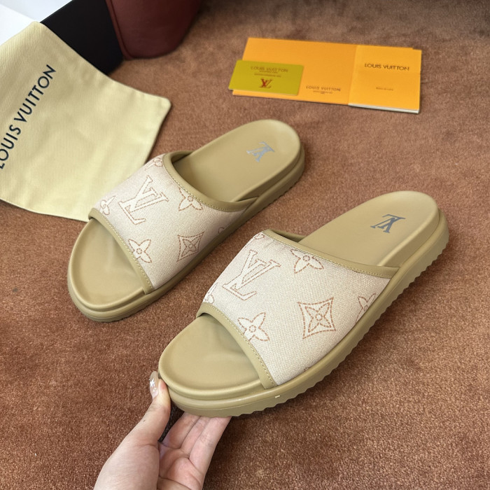 L0VT SANDAL