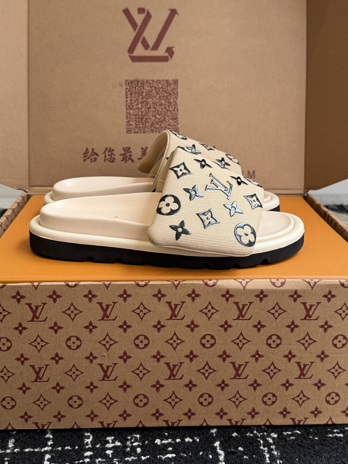 L0VT SANDAL