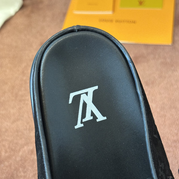 L0VT SANDAL