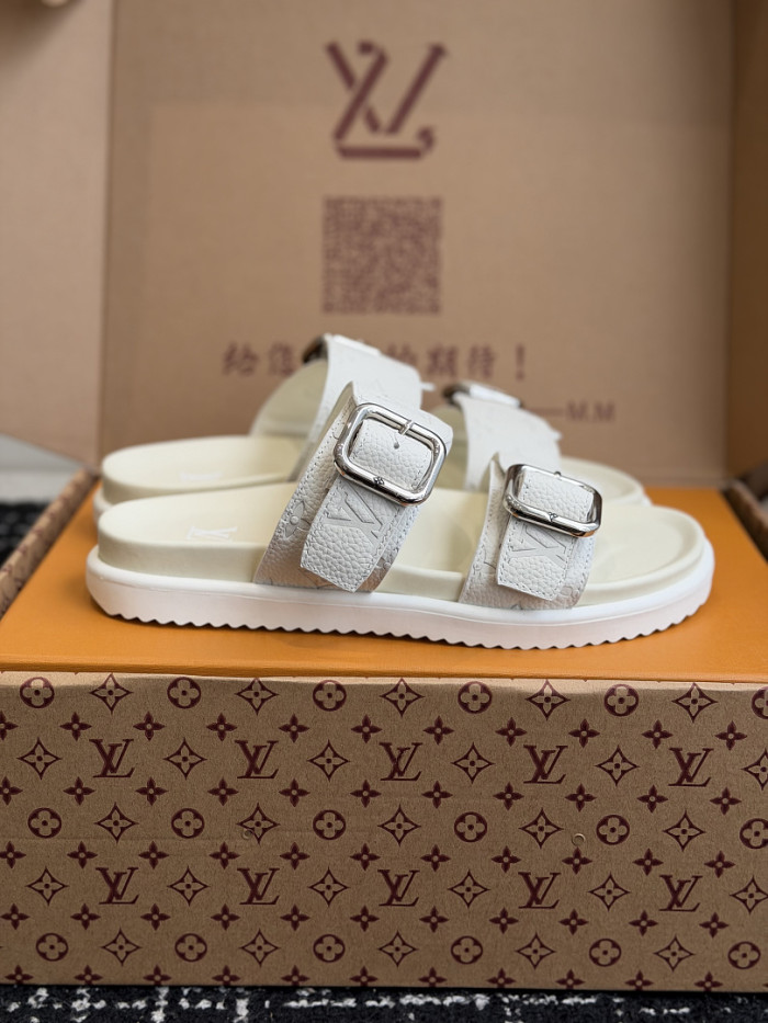 L0VT SANDAL