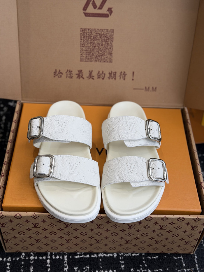 L0VT SANDAL
