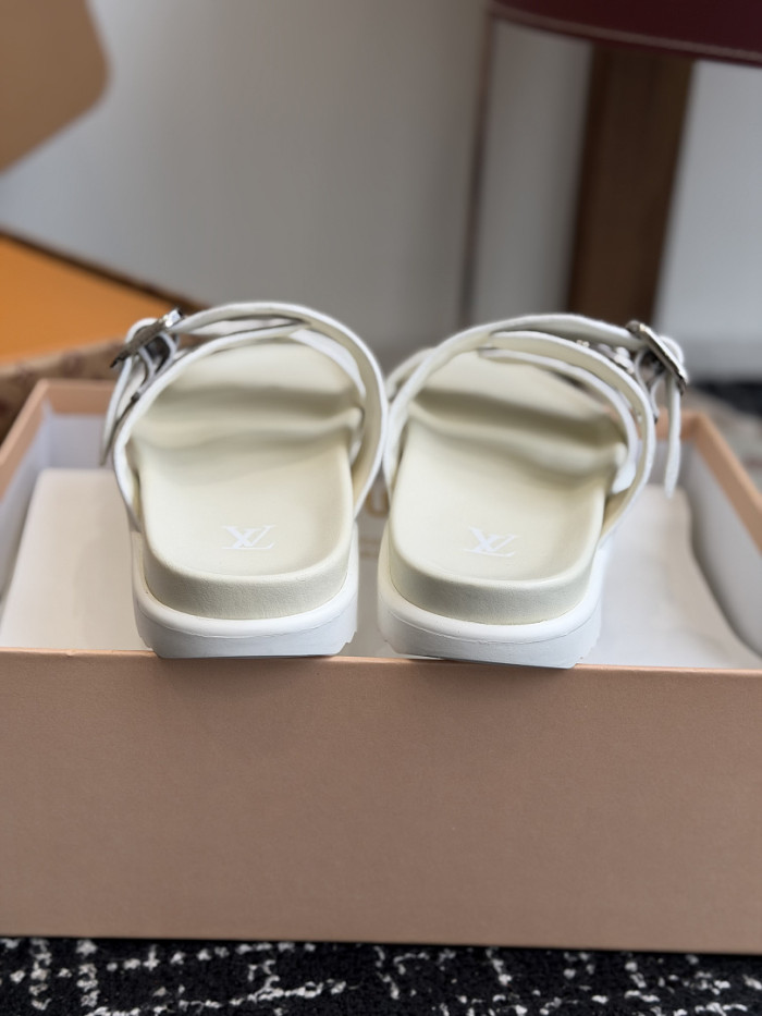 L0VT SANDAL