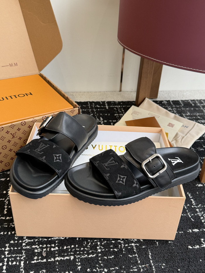 L0VT SANDAL