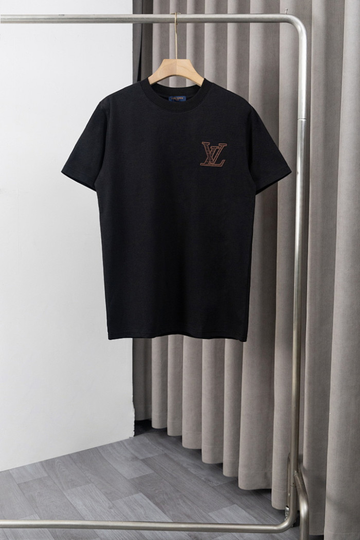 L0VT clothing
