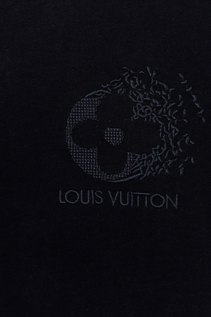 L0VT clothing