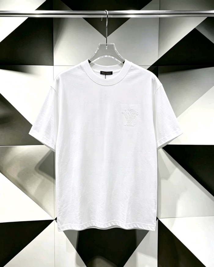 L0VT clothing