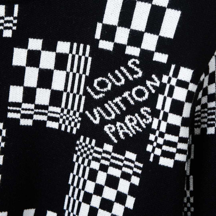 L0VT clothing