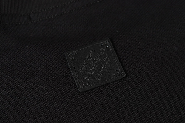 L0VT clothing