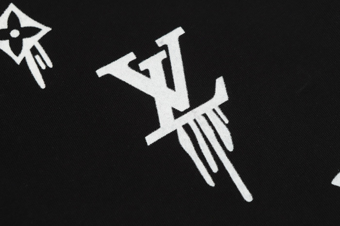L0VT clothing
