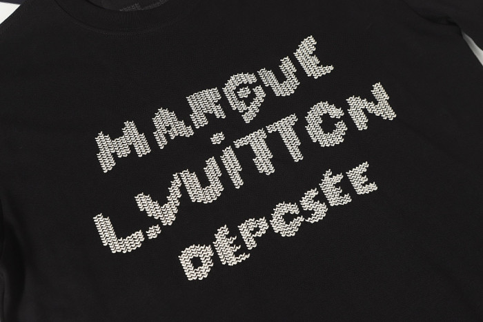 L0VT clothing