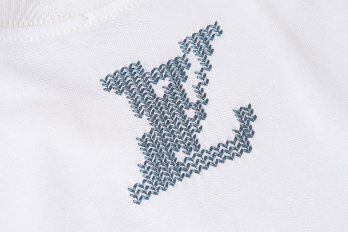 L0VT clothing