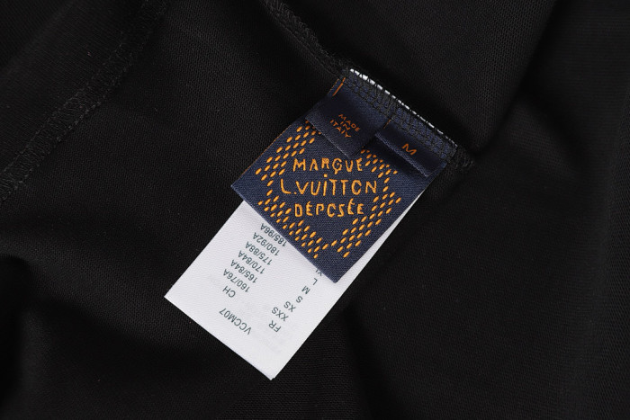 L0VT clothing