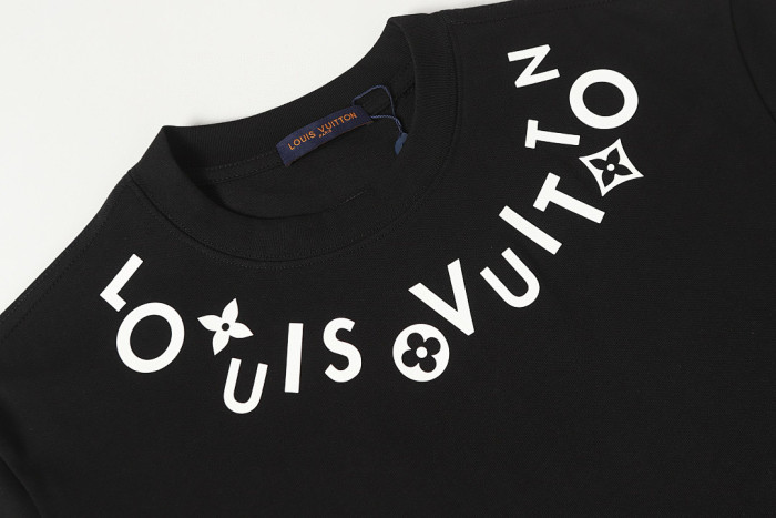 L0VT clothing