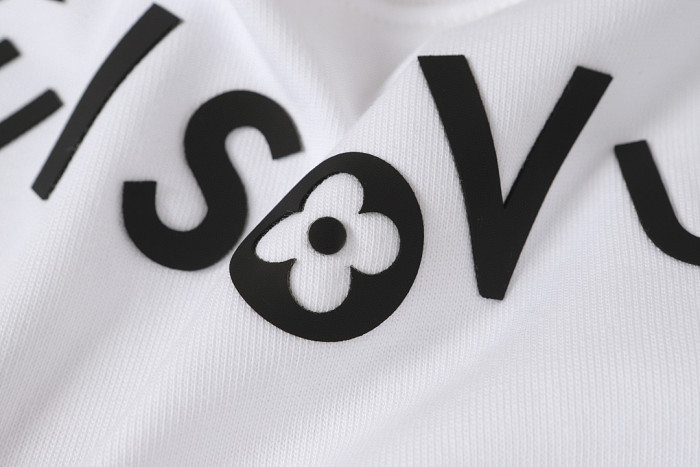 L0VT clothing