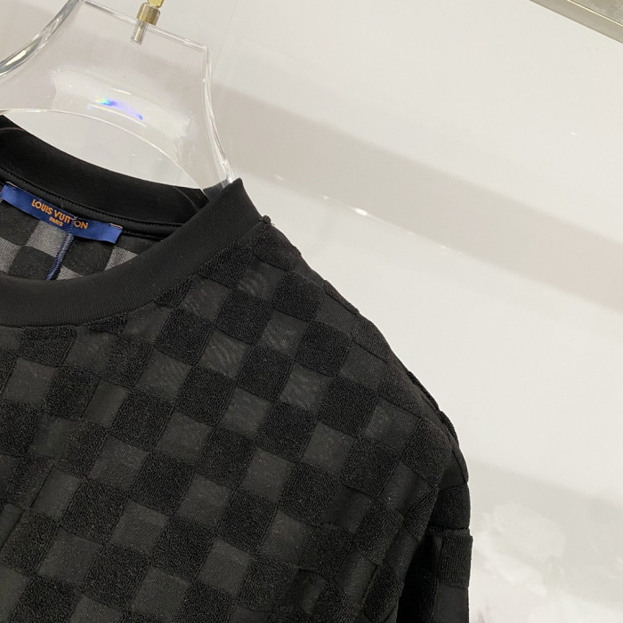 L0VT clothing